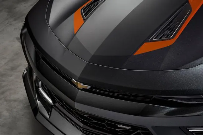 Chevrolet-Camaro-50th-Anniversary-03